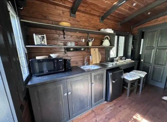 Roulotte / Tiny House Dans Les Alpilles Hotel Saint-Rémy-de-Provence Buitenkant foto