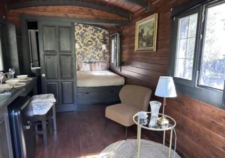 Roulotte / Tiny House Dans Les Alpilles Hotel Saint-Rémy-de-Provence Buitenkant foto